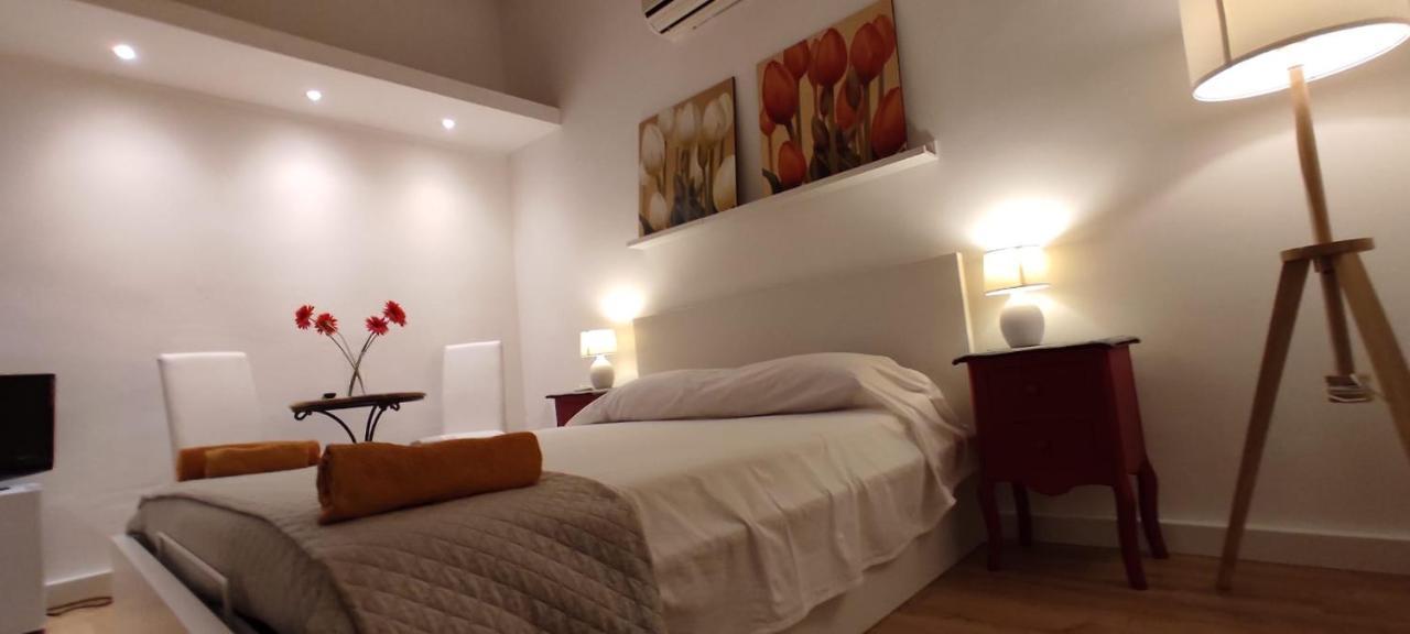 Krly Exclusive Rooms Cagliari Ngoại thất bức ảnh